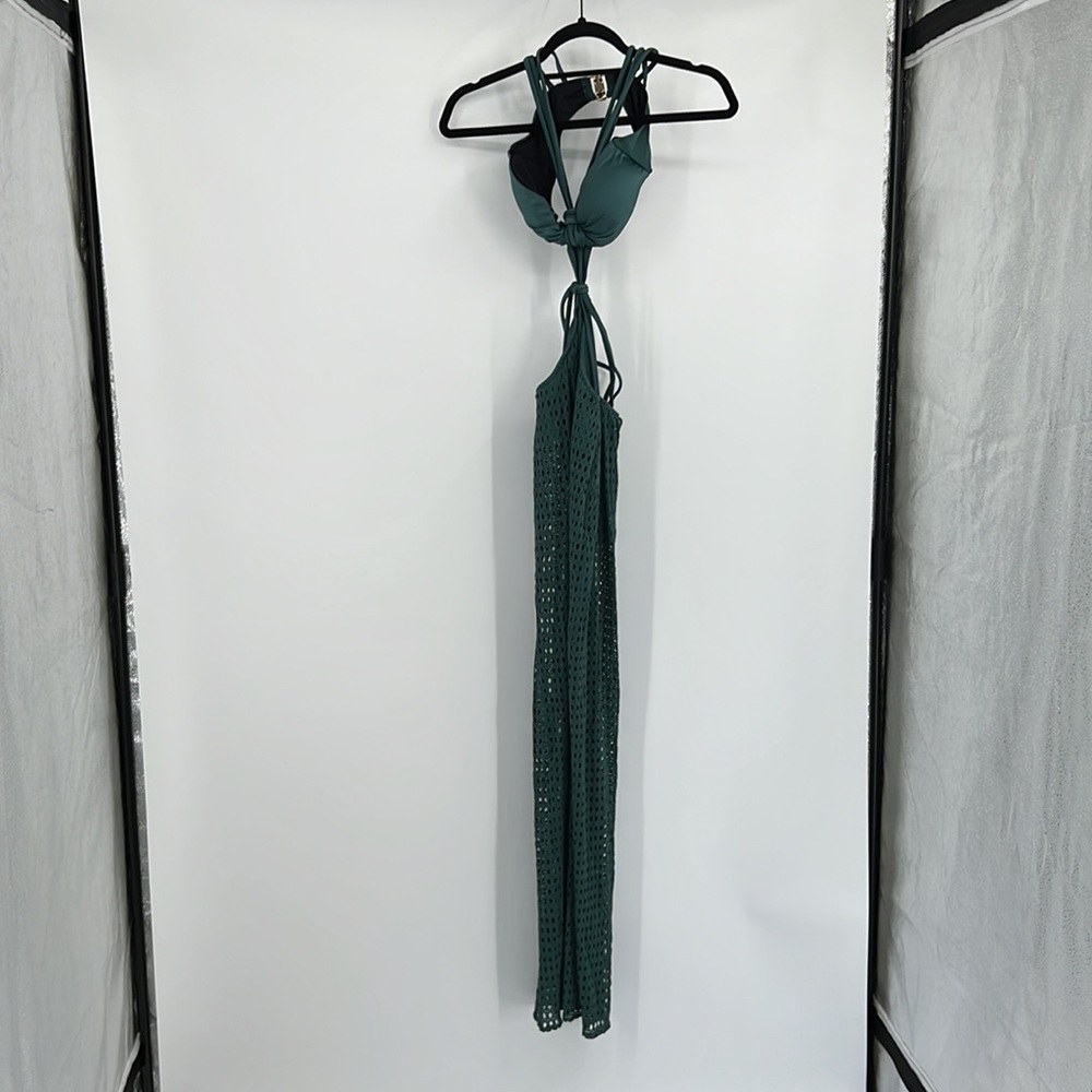 ❌SOLD❌ PatBO x Alessandra Ambrosio Cut Out Beach Dress in Palace Green - Picture 4 of 10